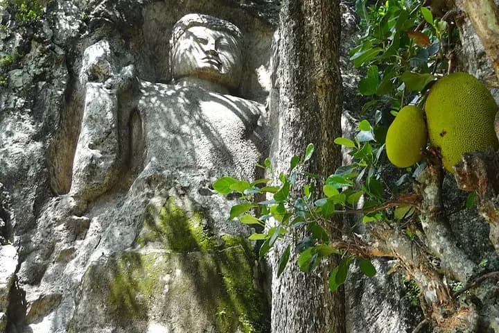 Dowa Rock Temple (Dowa Raja Maha Viharaya)