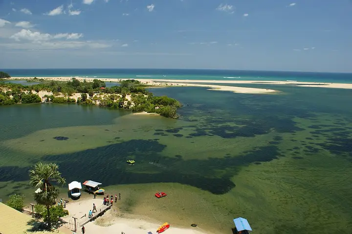 Batticaloa Lagoon by Boat and the Lighthouse