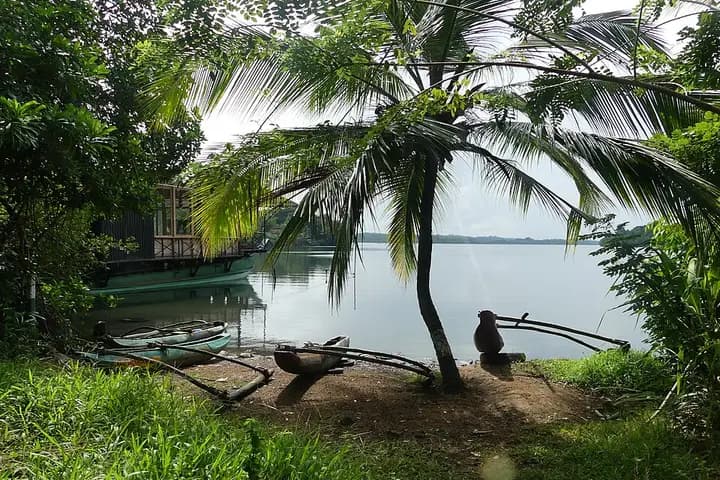 Koggala Lake islands by boat