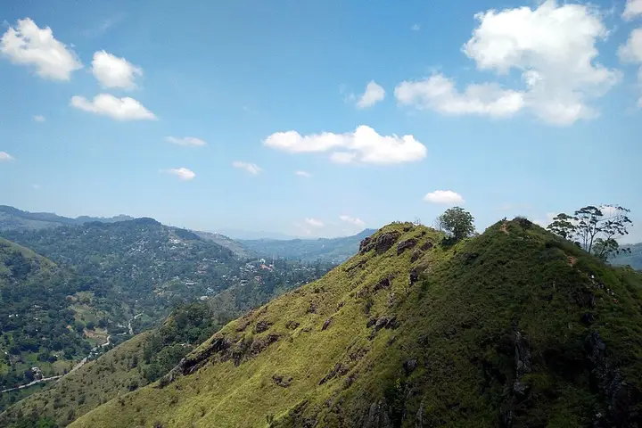 Ella: Little Adam’s Peak and Nine Arch Bridge