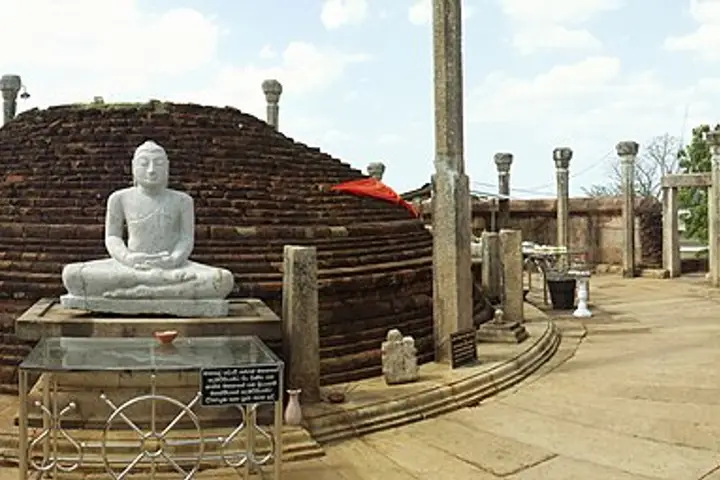 Girihandu Seya at Thiriyai