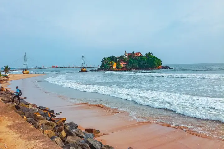 Matara Star Fort and Paravi Duwa